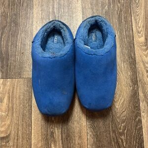 LG Kids Slippers in Vibrant Blue